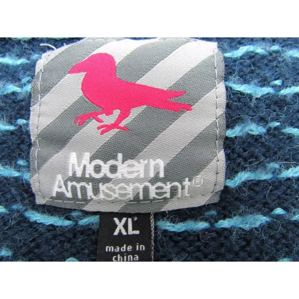 Modern Amusement men's XL blue sweater knit